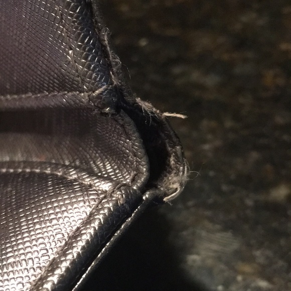 Gray/Silver Tory Burch mini-wallet - Picture 5 of 5